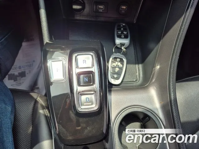 Hyundai Sonata Sonata (DN8) 2.0 LPG(Для проката) — Фото автомобиля 13