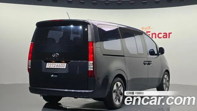 Hyundai Staria Staria Tourer 11 мест — Фото автомобиля 2