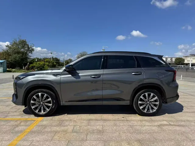 Changan CS75 Plus — Фото автомобиля 4
