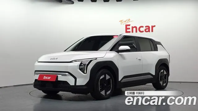 Фотография автомобиля — Kia EV3