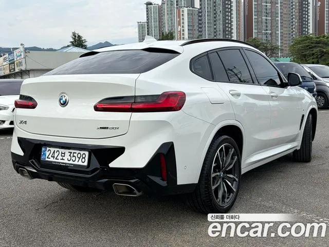 BMW X4 xDrive20i M Sport — Фото автомобиля 6