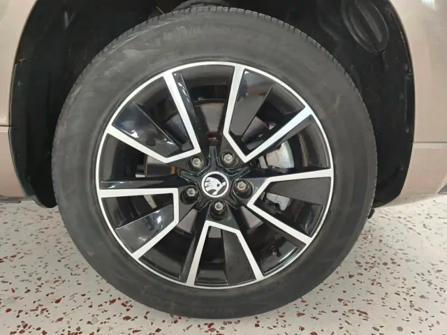 Skoda Karoq — Фото автомобиля 23