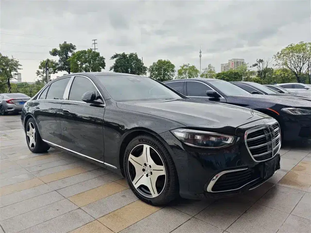 Mercedes-Benz S-Class — Фото автомобиля 10