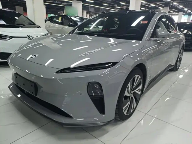 Фотография автомобиля — Nio ET5