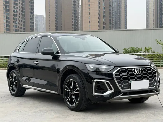 Audi Q5L — Фото автомобиля 3