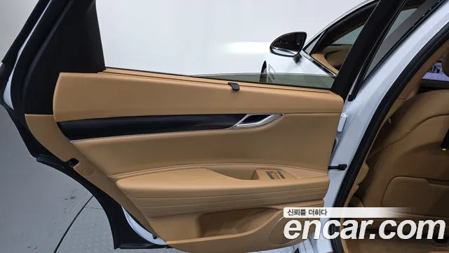 Genesis G80 Бензин 2.5 турбо AWD — Фото автомобиля 22