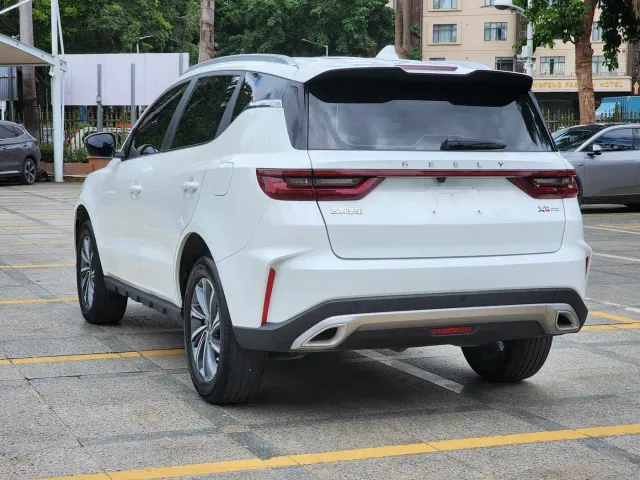 Geely Vision X6 — Фото автомобиля 7