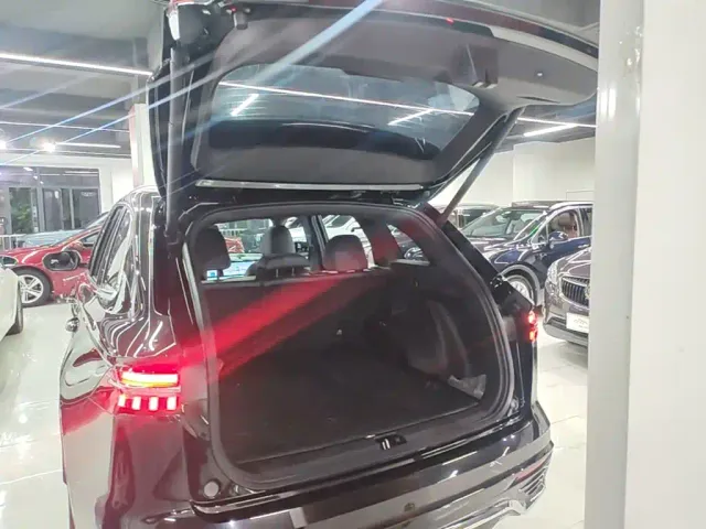 Geely Xingyue L — Фото автомобиля 18