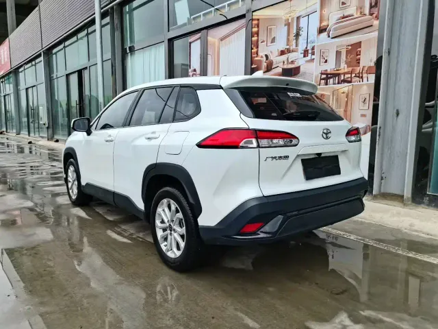 Toyota Frontlander — Фото автомобиля 4