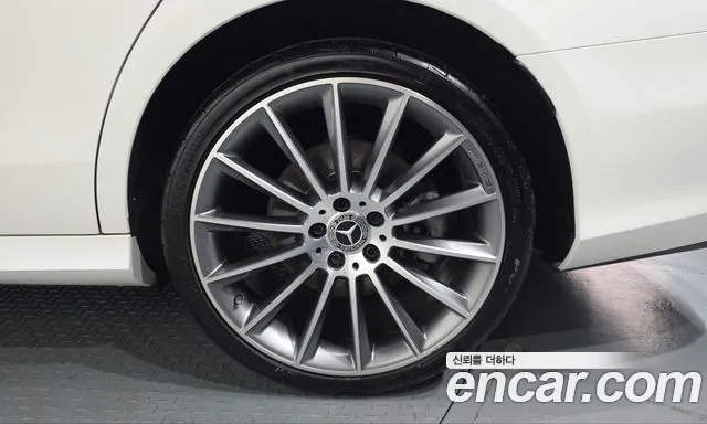 Mercedes-Benz E-Class W213 — Фото автомобиля 6