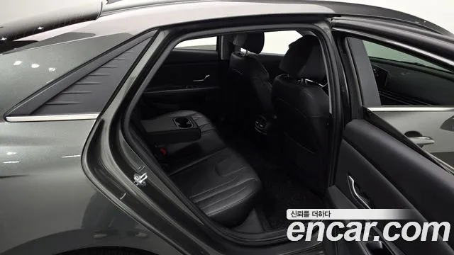 Hyundai Avante CN7 — Фото автомобиля 18