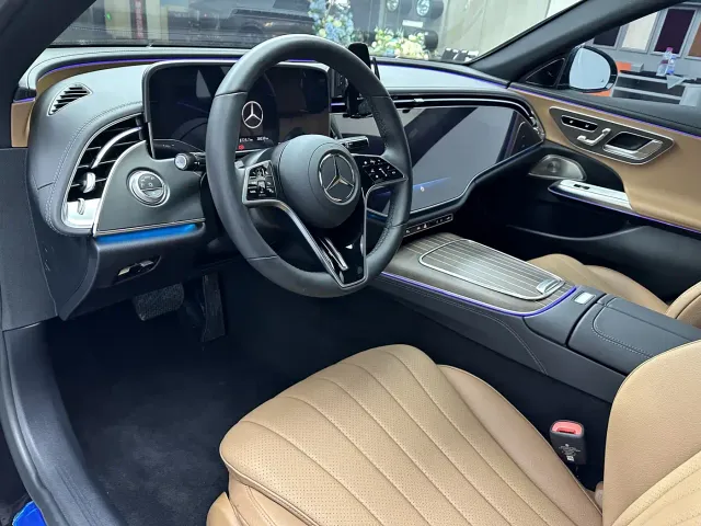 Mercedes-Benz E-Class — Фото автомобиля 6