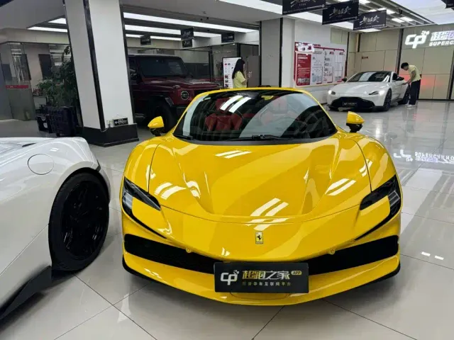 Ferrari SF90 — Фото автомобиля 2