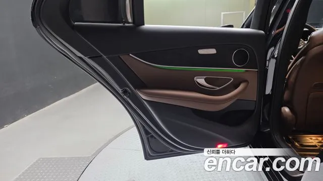 Mercedes-Benz E-Class W213 — Фото автомобиля 14