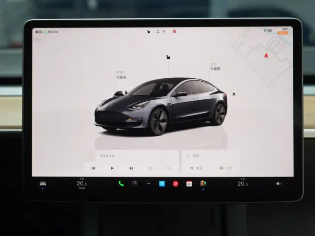 Tesla Model 3 — Фото автомобиля 18