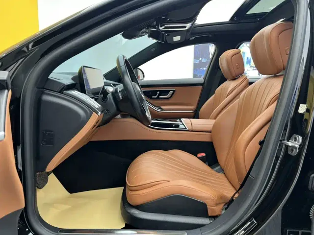 Mercedes-Benz S-Class — Фото автомобиля 18