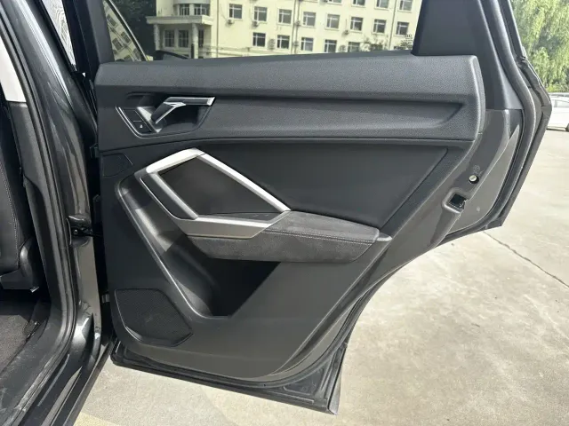 Audi Q3 — Фото автомобиля 21