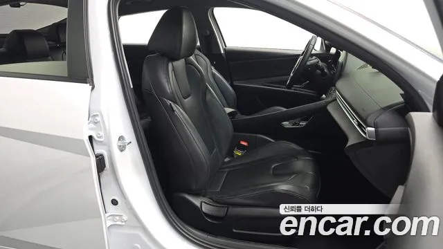 Hyundai Avante CN7 — Фото автомобиля 26