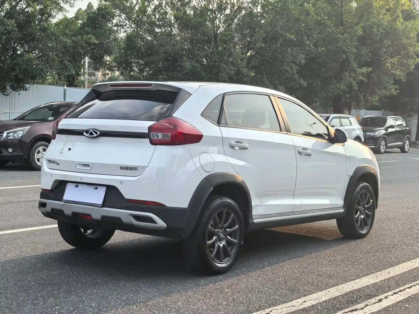 Chery Tiggo 3x 2024 1.5L CVT Excellence — Фото автомобиля 4