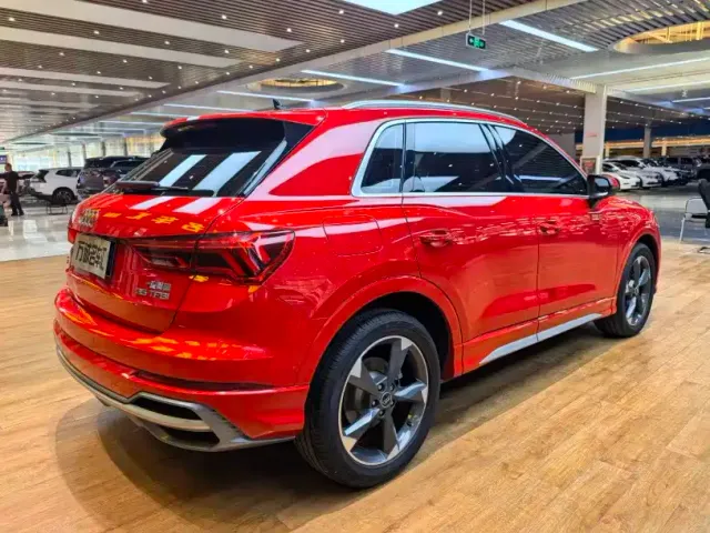 Audi Q3 — Фото автомобиля 21