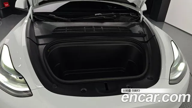 Tesla Model Y Модель Y — Фото автомобиля 5