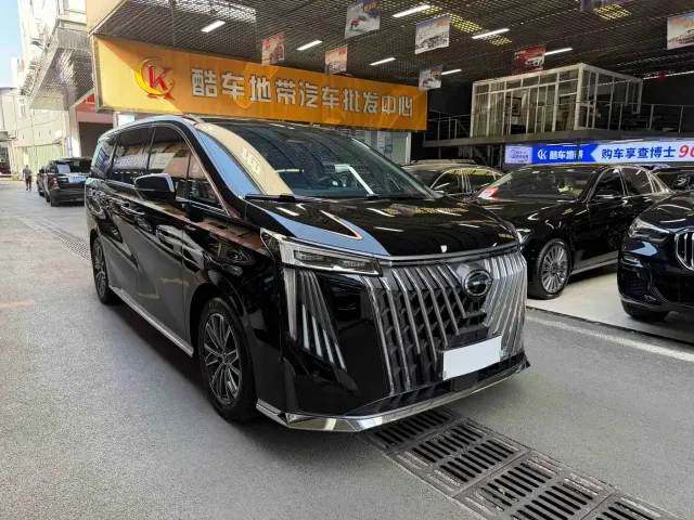 GAC Trumpchi M8 — Фото автомобиля 3