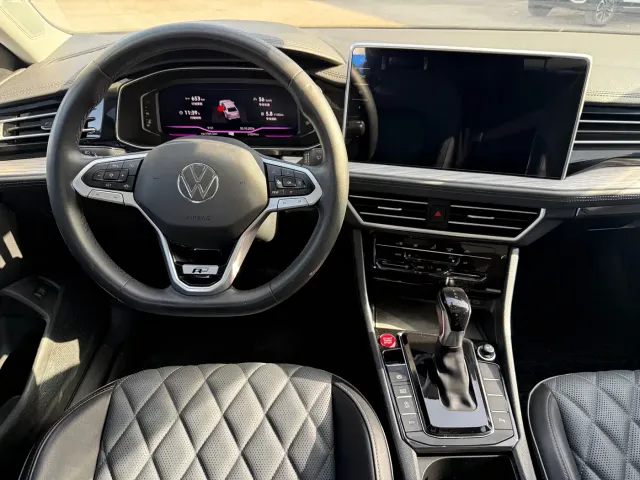 Volkswagen Sagitar — Фото автомобиля 8