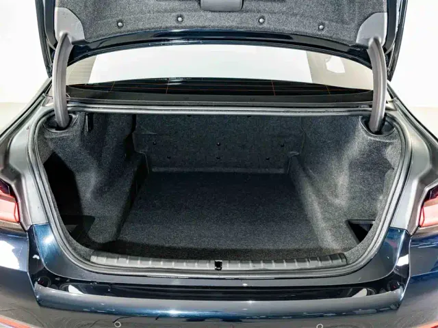 BMW 5 Series — Фото автомобиля 23