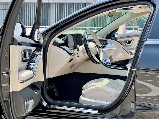 Mercedes-Benz S-Class — Фото автомобиля 5