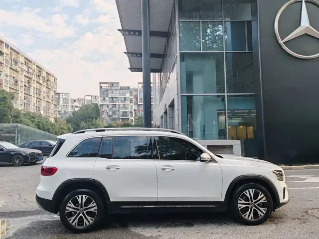Mercedes-Benz GLB-Class — Фото автомобиля 6