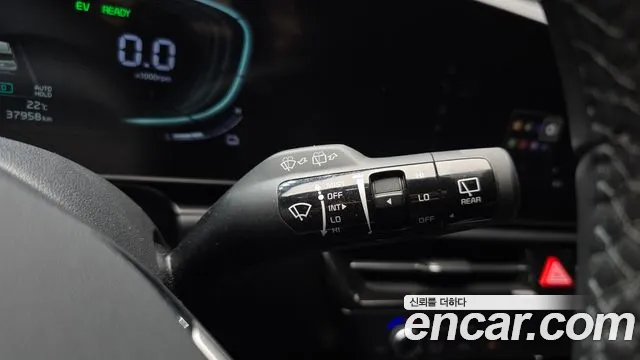 Kia Niro The All New — Фото автомобиля 24