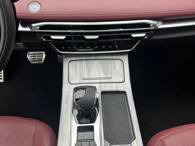 Jetour X70 Plus — Фото автомобиля 15
