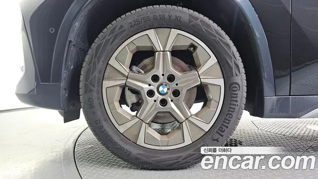 BMW X1 U11 — Фото автомобиля 5