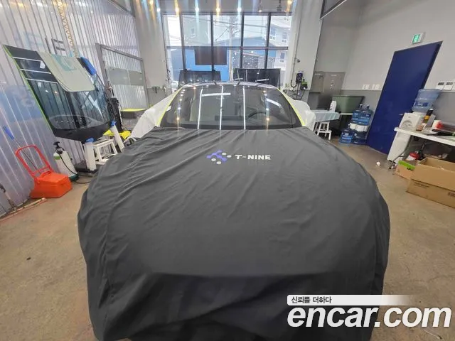 Tesla Model S — Фото автомобиля 4