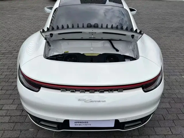 Porsche 911 — Фото автомобиля 12