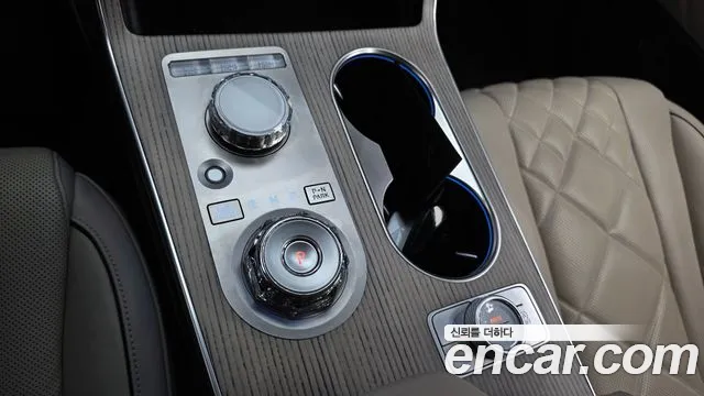 Genesis GV80 — Фото автомобиля 9