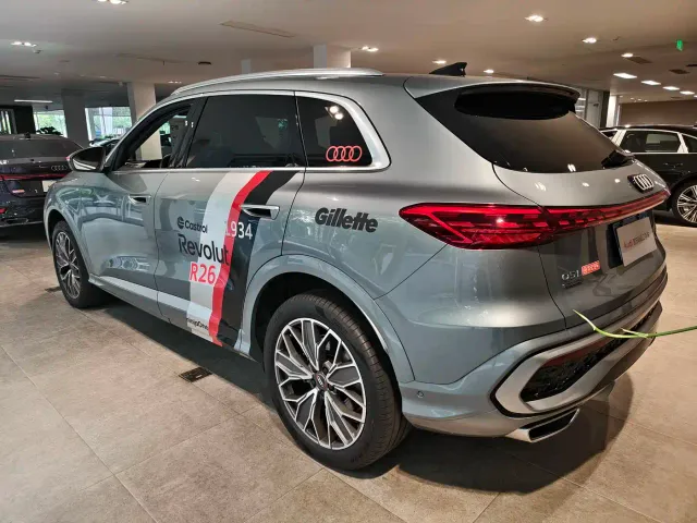 Audi Q5L — Фото автомобиля 12