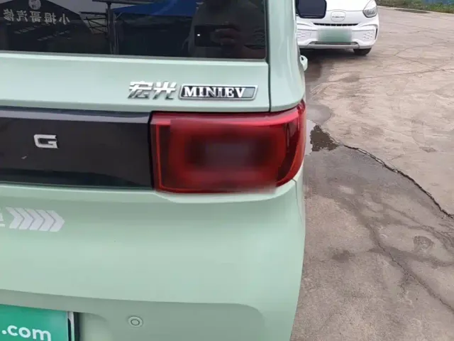 Wuling Hongguang Mini EV — Фото автомобиля 7