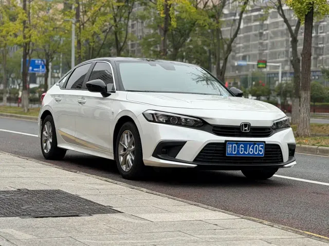 Honda Civic — Фото автомобиля 3