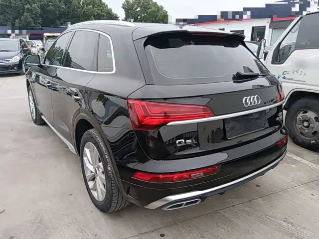 Audi Q5L — Фото автомобиля 4