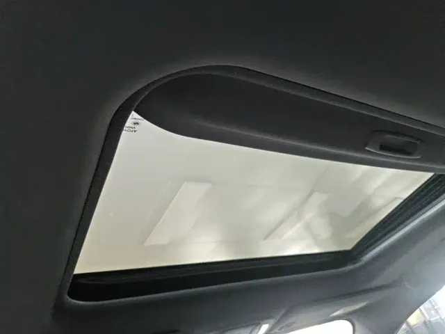 Toyota Sienna — Фото автомобиля 17