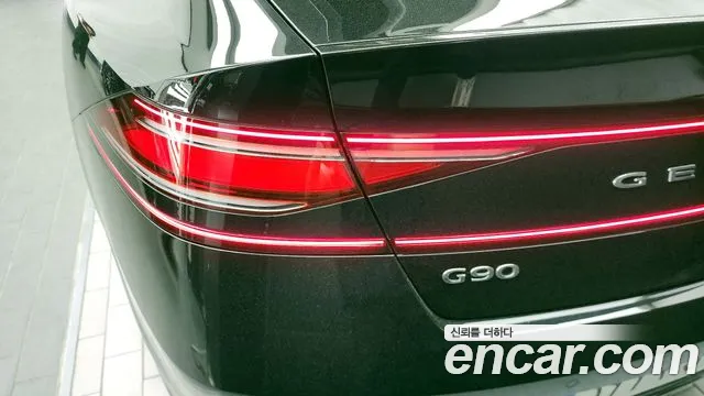 Genesis G90 Бензин 3.5 турбо AWD — Фото автомобиля 21