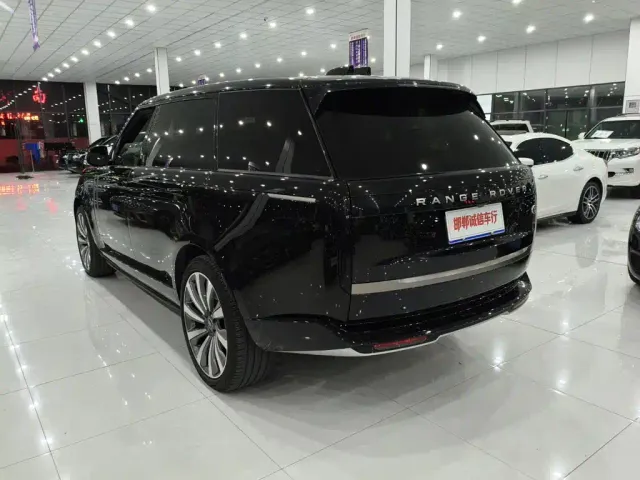 Land Rover Range Rover — Фото автомобиля 6