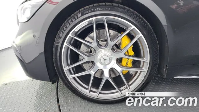 Mercedes-Benz AMG GT 4 двери 43 4MATIC+ Dynamic — Фото автомобиля 5