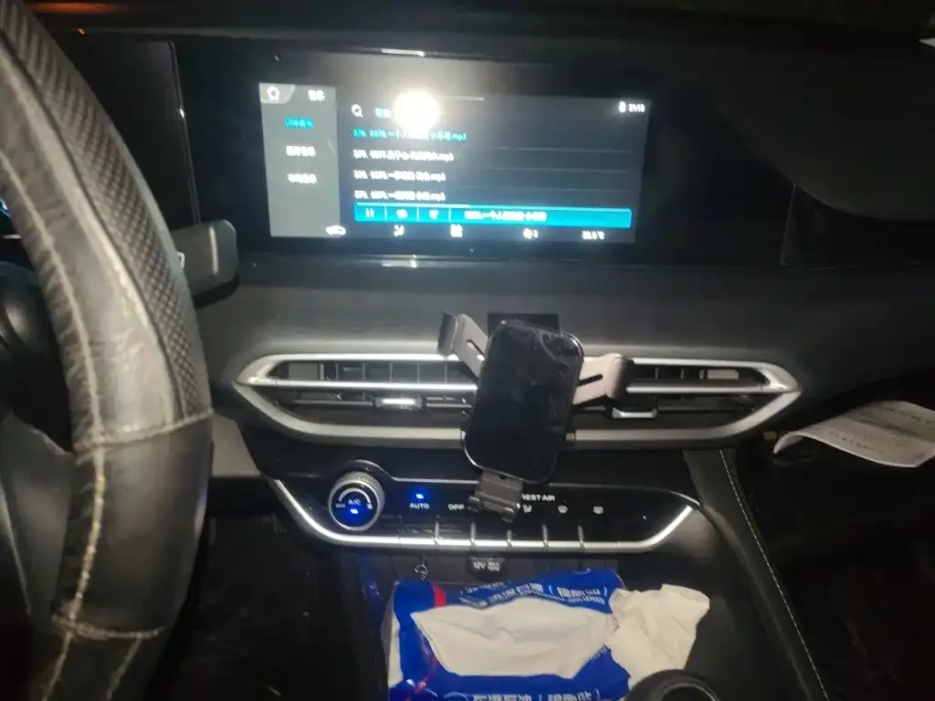 Changan Eado 2021 Model PLUS 1.6L GDI Manual Luxury — Фото автомобиля 14