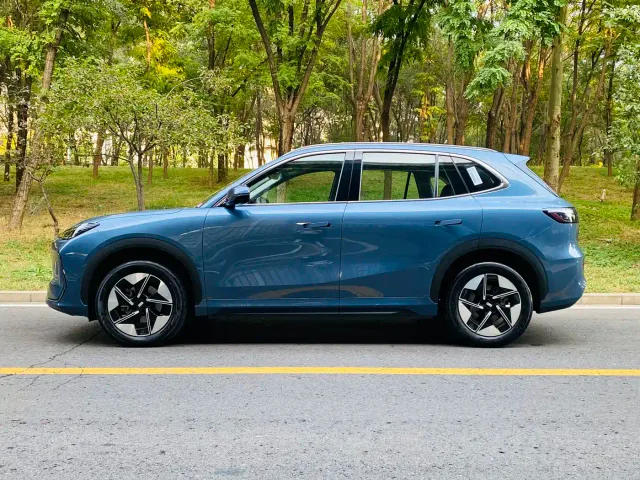 Geely Galaxy E5 — Фото автомобиля 16