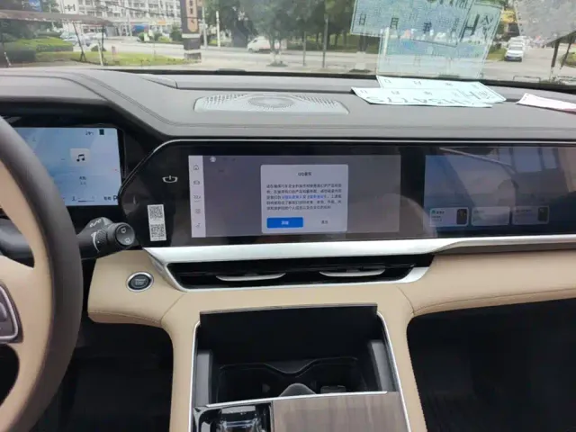 Geely Xingyue L — Фото автомобиля 12