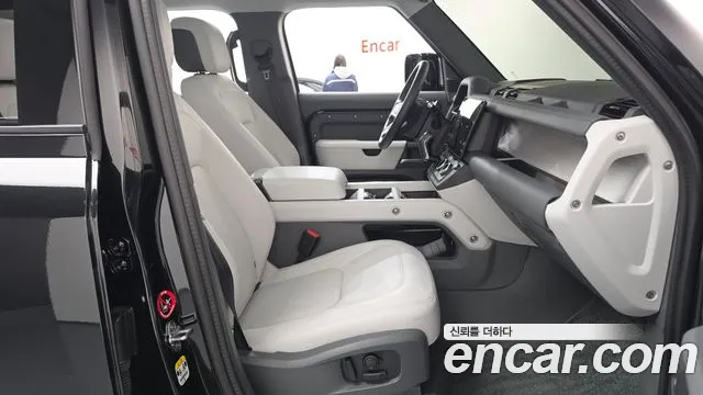 Land Rover Defender L663 — Фото автомобиля 11