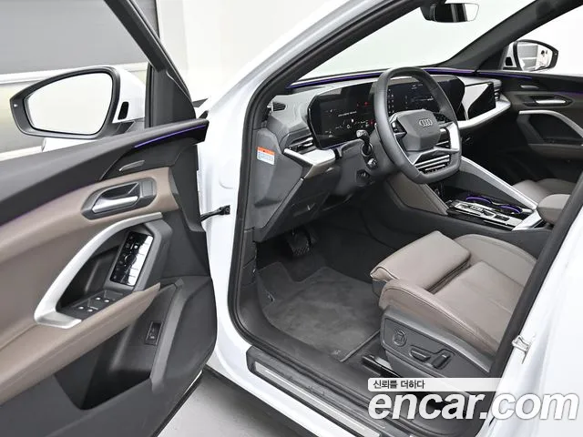 Audi Q5 40 TFSI quattro Sportback Advanced — Фото автомобиля 11
