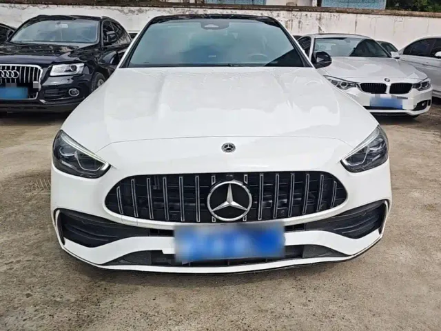 Mercedes-Benz C-Class — Фото автомобиля 2